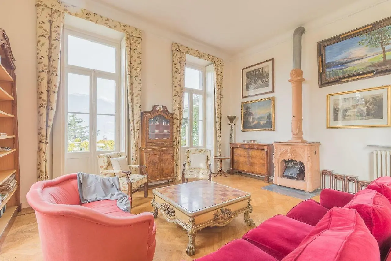 Villa Fiorellaヴァレンナ ヴァレンナ